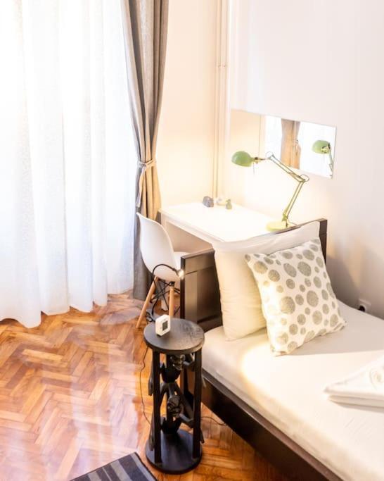 Central And Comfy 2Bdr Apartment Near Parliament Beograd Eksteriør bilde
