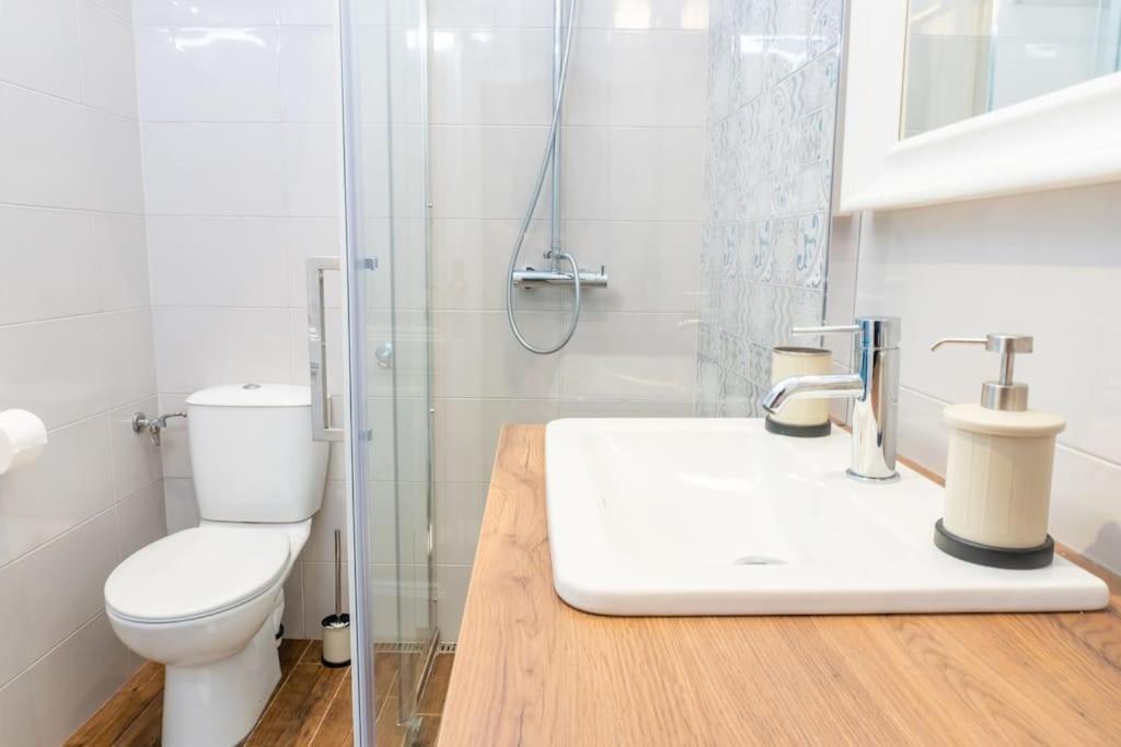 Central And Comfy 2Bdr Apartment Near Parliament Beograd Eksteriør bilde